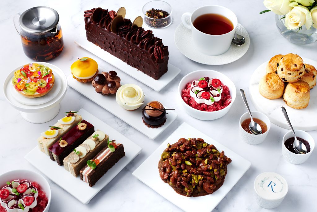 Dubai Atlantis The Royal'daki Tüm Restoranlar 12 theroyaltearoom traditionalafternoontea 1024x683