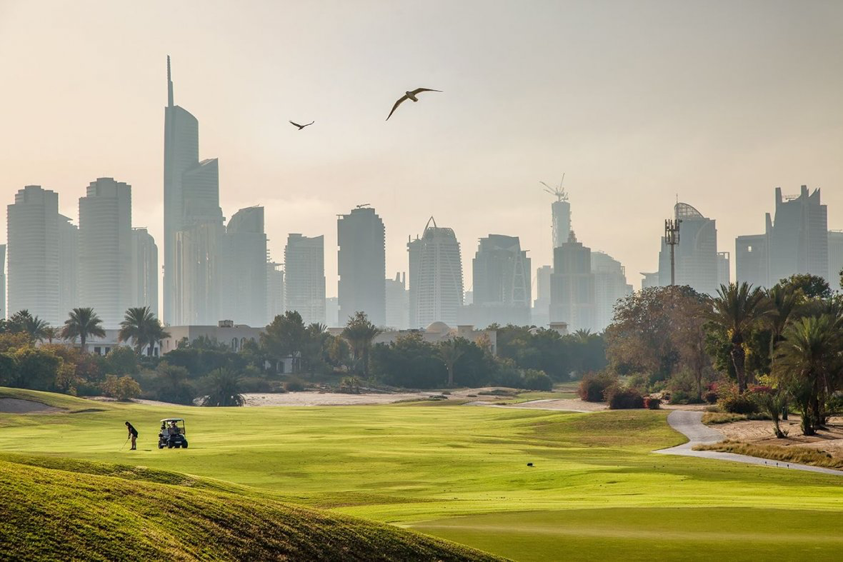 Emirates Hills'de Yaşamak: Dubai'nin En Prestijli Topluluklarından Biri 2 image 36
